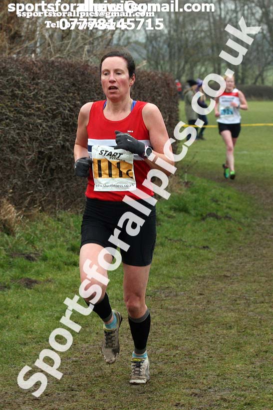Senior and veteran womens 2018 Durham Cathedral Cross Country Relay. Photo:  David T. Hewitson/Sports for All Pics